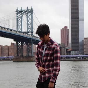 Meet your Posher, Javier